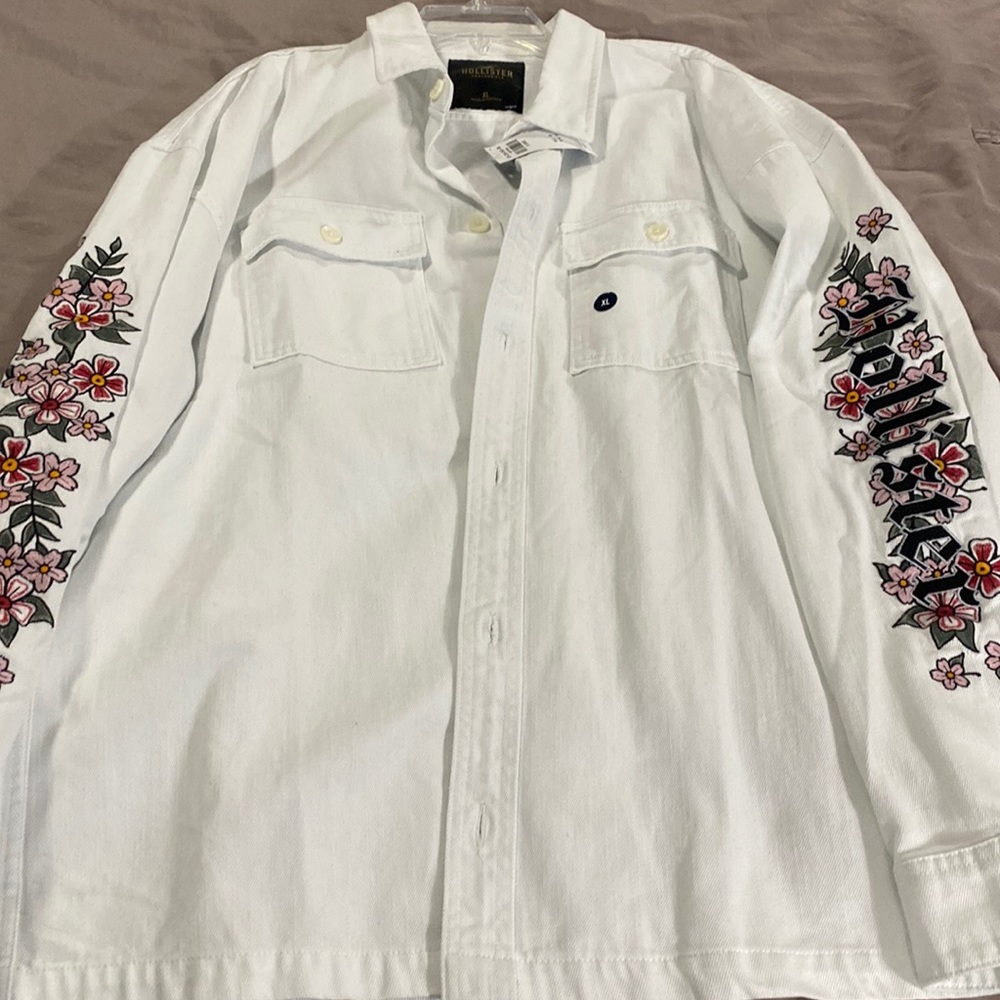 Men’s White button down XL shirt with flowers on sleeves